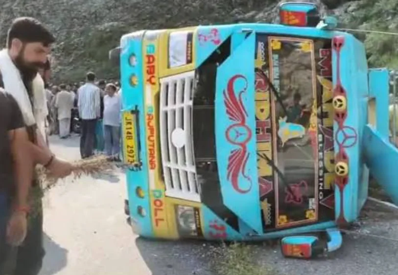 Two dead, five injured as mini-bus overturns in Reasi