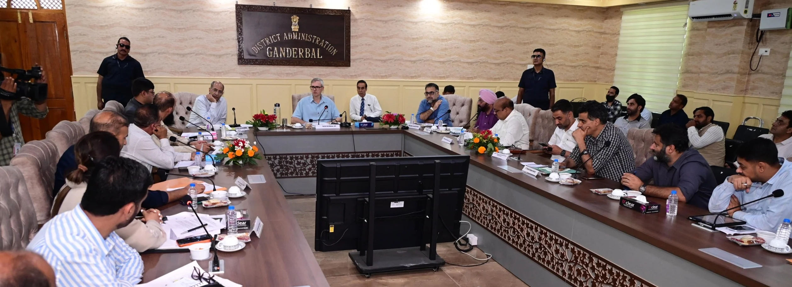 CM Omar Abdullah reviews key devp projects, public issues in Ganderbal