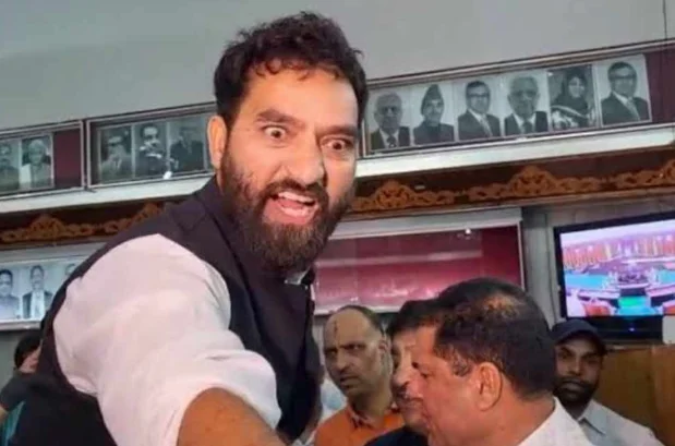 J-K AAP Chief Seeks Security Restoration, HC Orders Threat Assessment Within Six Weeks