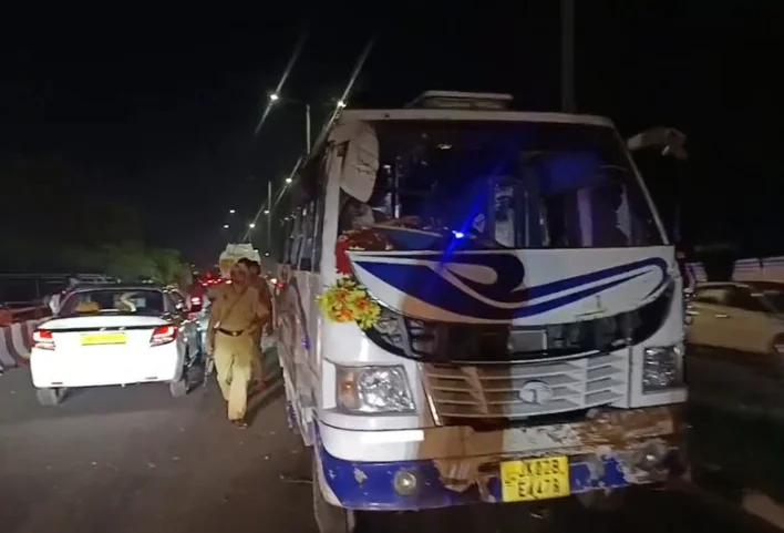 28 Injured As Bus Carrying Tiranga Yatra Participants Overturns in Jammu