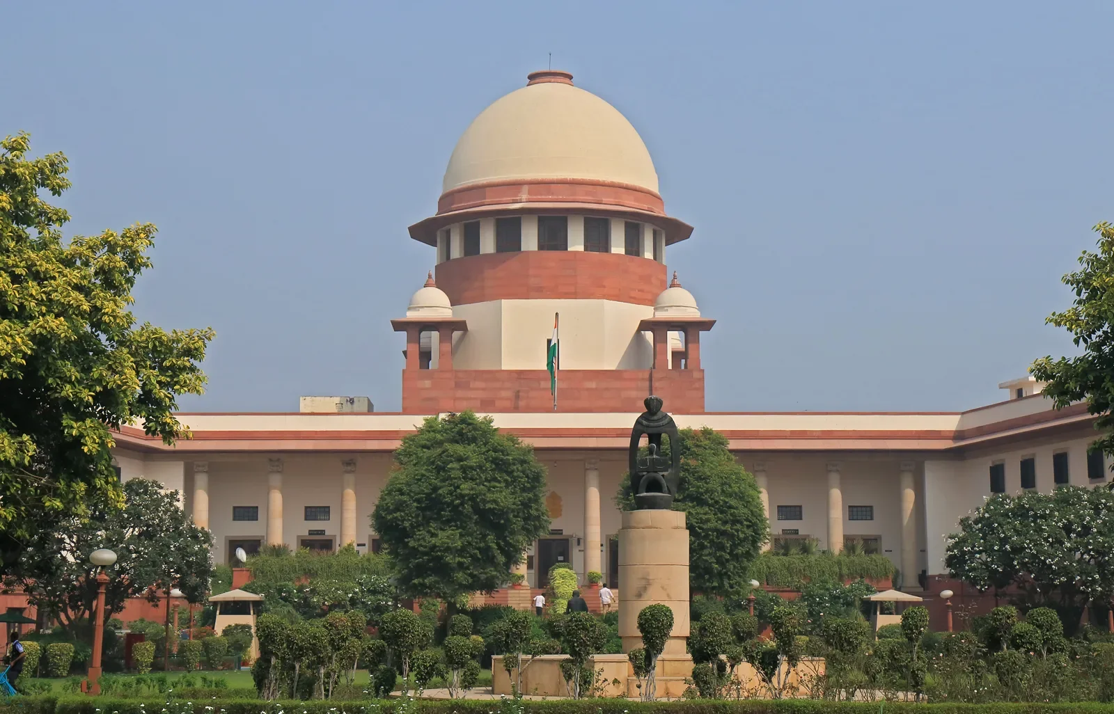 SC Directs Centre to Aid Families of Russia-Ukraine War Victims