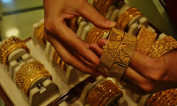 Gold Surges Rs 2,700 To Rs 1.67 Lakh Per 10 Grams, Extends Rally To Fourth Session