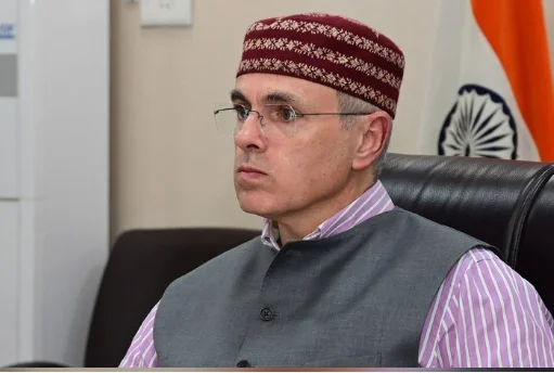CM Omar Abdullah Visits Flood-Hit Rajouri, Reviews Relief and Rehabilitation Efforts