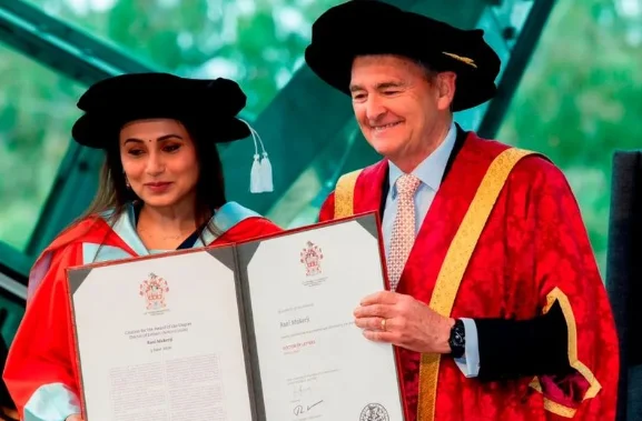 Rani Mukerji Receives Honorary Doctorate from La Trobe University, Honoured at IFFM