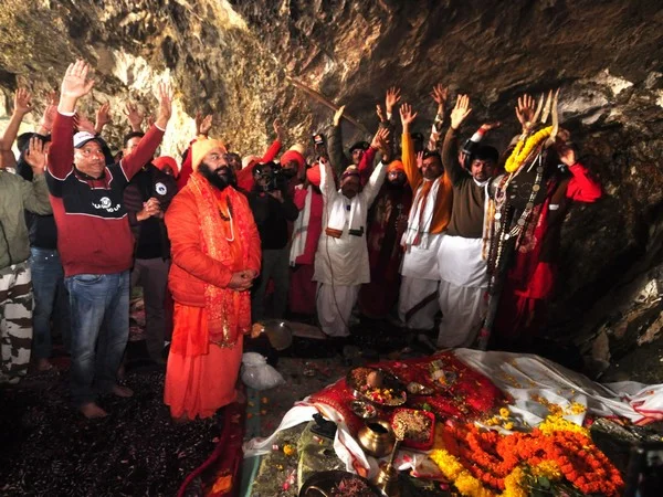 Chhari Mubarak to Lead Traditional Amarnath Pilgrimage on July 29